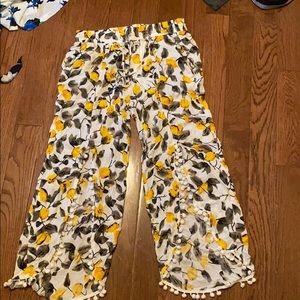 Flowy capri pant